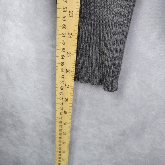HUGO Hugo Boss Gray Extra Fine Merino Crewneck Sweater Size L - Picture 10 of 11